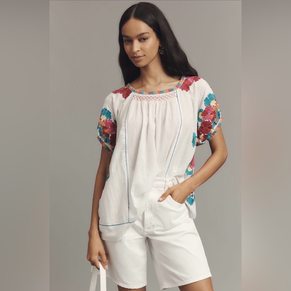 ✨ Anthropologie Short-Sleeve Embroidered Tunic Top (see sizing note)
